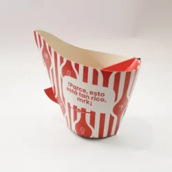 Empaque para snacks, papas y gaseosa destacado, perfecto para soluciones sostenibles.
